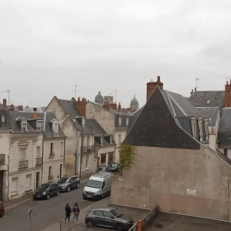 Apartment Le Beranger T2 Centre Wifi Balcon Tours