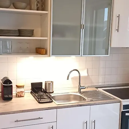 Le Beranger T2 Centre Wifi Balcon Apartment *