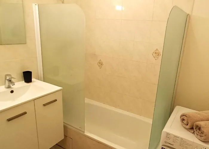 Apartment Le Beranger T2 Centre Wifi Balcon *